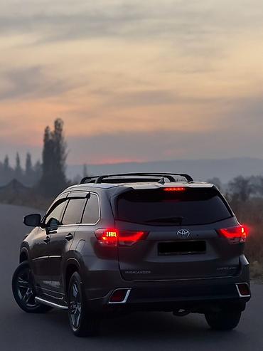 Toyota: Toyota Highlander: 2018 г., 3.5 л, Автомат, Бензин, Кроссовер — 4