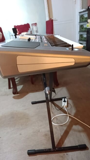 Sintezatorlar: Korg pa 900 idela vəziyyətdə toy görməyib evdə istifadə olunub