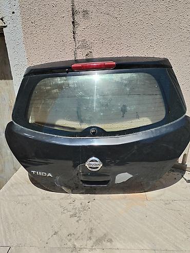 Məhsul: Nissan Tiida arxa baqaj qapağı (heçbek) Təsvir: - Orijinal lalafo.az -da Məhsul: Nissan Tiida arxa baqaj qapağı (heçbek) Təsvir: - Orijinal