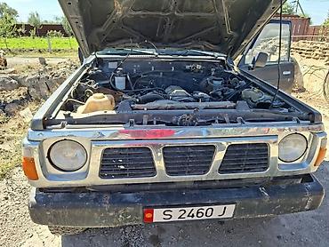 битые машины купить: Nissan Patrol: 1994 г. — 7