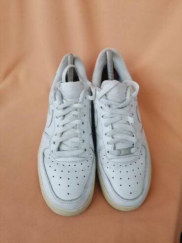 Women's Sneakers and athletic shoes: Nike, 40, bоја - Bela — 2