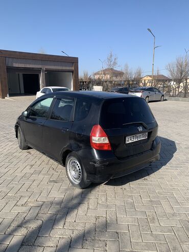 Honda: Honda Fit: 2002 г., 1.3 л, Вариатор, Бензин