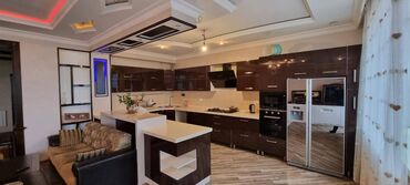 Uzunmüddətli kirayə mənzillər: Mənzil kirayə verilir. 4 otaq, 159 kv, 19.18 mər, tam əşyalı — 7