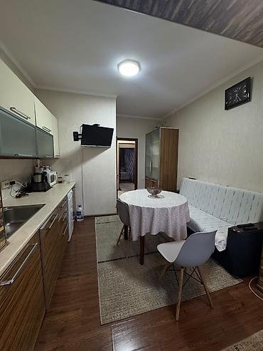 Продажа квартир: 3 комнаты, 72 м², Таш-Рабат ТРЦ 106 серия, 4 этаж — 9
