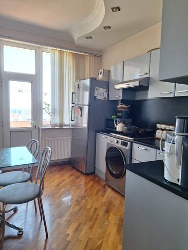 Yeni tikili: 9-cu mikrorayon, 3 otaqlı, Yeni tikili, m. Memar Əcəmi, 107 kv. m — 5