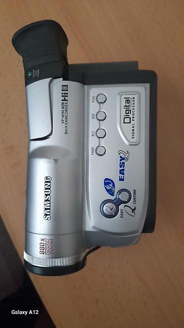 Videokameralar: Samsung VP-W90 Hi8 (8mm) videokamera Xüsusiyyətlər: - Kaset formatı — 4