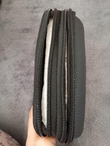 Putni koferi i torbe: Set torbi i tašni – više modela - Elegantna crna tašnica sa metalnim — 6