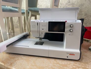 машина 7: Швейная машина Bernina, Вышивальная, Автомат