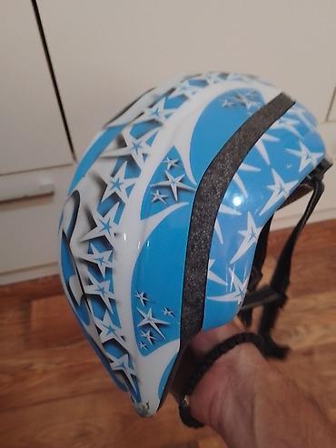 Oprema za bicikliste: Dečija biciklistička kaciga KED - Veličina: podesiva (zadnji točkić — 7