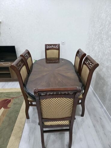 стол для кормления: Qonaq otağı üçün, İşlənmiş, Açılmayan, Oval masa, 6 stul