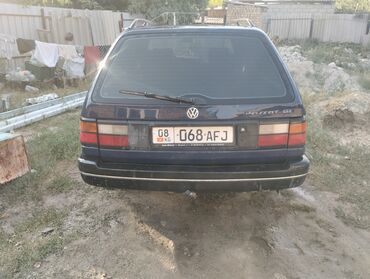 авто без первоначального взноса бишкек: Volkswagen Passat: 1992 г., 1.8 л, Механика, Бензин, Универсал