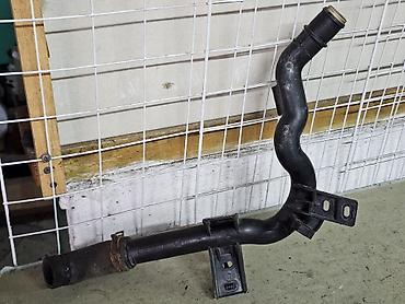 Трубки, патрубки, шланги: Трубка пластиковая системы охлаждения Peugeot / Citroen / Fiat — 8