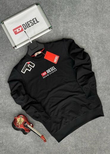 Duksevi: Muski duksevi u Vel. M,L,XXL
Premijum kvalitet
3000 din.
Uvoz Turska — 17