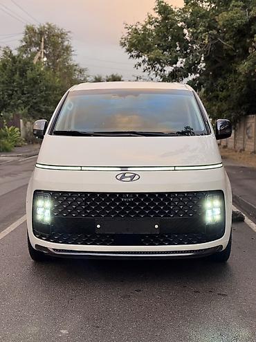 хендэ стария: Hyundai Staria: 2023 г., 3.5 л, Автомат, Газ, Минивэн — 2