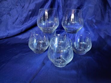 Čaše: Case kristal,rucna gravura. za zestoko pice 1950g+. Case komada 6 u — 7