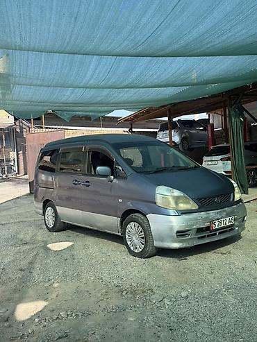 mazda 626 2000: Nissan Serena: 2000 г., 2 л, Автомат, Бензин, Минивэн — 2