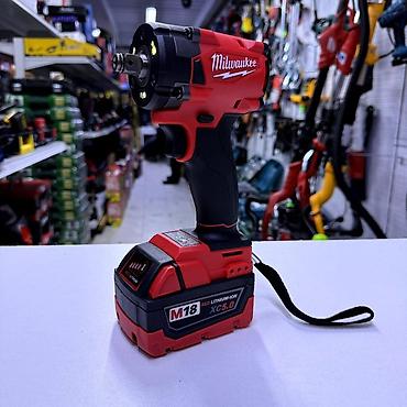 milwauke: Набор аккумуляторного инструмента Milwaukee M18 FUEL в кейсе. Состав — 7
