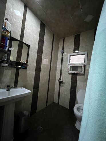 Həyət evləri və villaların satışı: Binəqədi qəs. 3 otaqlı, 100 kv. m, Kredit yoxdur, Yeni təmirli -da lalafo.az — 8 Həyət evləri və villaların satışı: Binəqədi qəs. 3 otaqlı, 100 kv. m, Kredit yoxdur, Yeni təmirli — 8