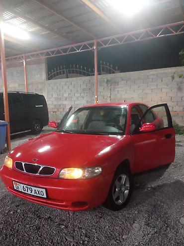 reno stepway: Daewoo Nubira: 1998 г., 1.5 л, Механика, Бензин, Хэтчбэк — 5