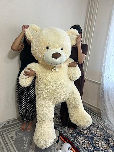 toy: Огромный плюшевый мишка кремового цвета. - Размер: гигантский, рост — 2