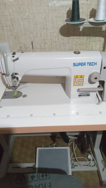 Digər istehsal avadanlığı: SUPER TECH ST8700 sənaye tikiş maşını - Tip: Bir iynəli, düz tikiş