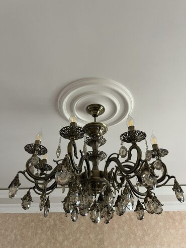 Süni güllər: Çılçıraq, 8 lampa, Xrustal