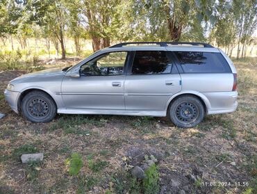 Opel: Opel Vectra: 2000 г., 1.8 л, Автомат, Бензин, Седан