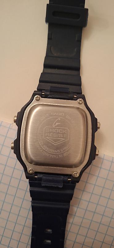 Aksesuarlar: Casio G-Shock rəqəmsal qol saatı - Model: Casio G‑Shock (arxa qapaqda — 3