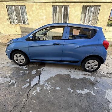 шефрале спарк: Chevrolet Spark: 2016 г., 0.1 л, Механика, Бензин, Хэтчбэк — 2