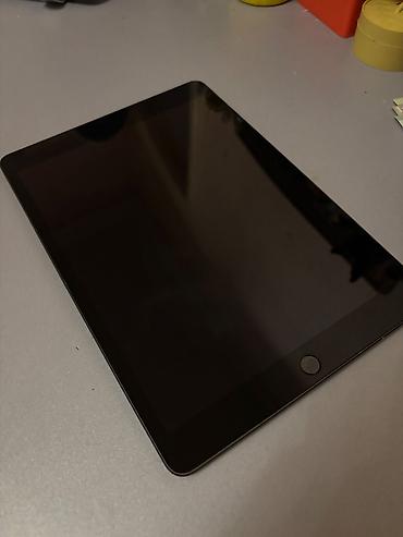 apple ipad 13: İdeal vəziyyətdədir.Heç bir cızığı sınığı yoxdur.Ustada olmayıb — 2