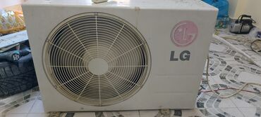 Tikiş maşınları: Salam kondisioner satılır. LC 80kv-dır. Yəni 24.000 BTU tam işlək
