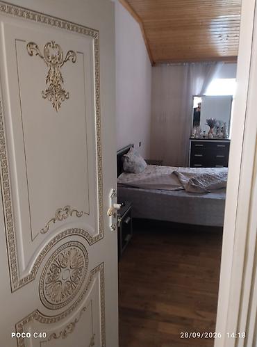 Həyət evləri və villaların satışı: 6 otaqlı, 6 kv. m, Orta təmir — 38