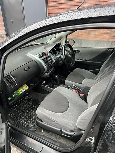 Honda: Honda Fit: 2002 г., 1.3 л, Вариатор, Бензин, Хэтчбэк — 6