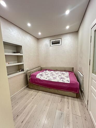 Продажа коттеджей и домов: Продается дом в районе Аламединского рынка, находится по адресу улица — 10