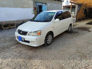w211 задний бампер: Toyota Gaia: 2002 г., 2.4 л, Автомат, Бензин, Универсал
