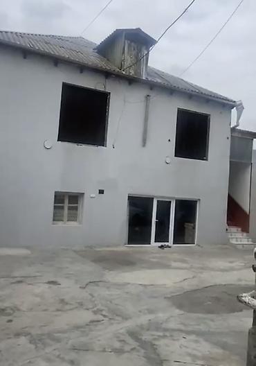 Həyət evləri və villaların satışı: ❌Bağmanda Ev Satılır ❌ 1-ci mərtəbədə orta-təmirli bir yataq otağı və — 1