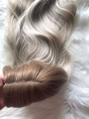 Perike i klipse: Perike
Cena 3200din na lalafo.rs — 1 Perike i klipse: Perike
Cena 3200din — 1