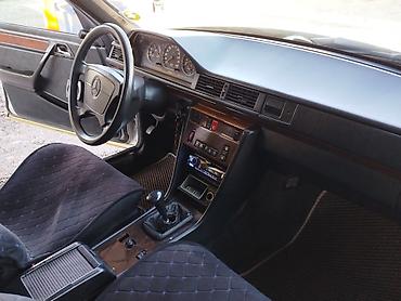 mpv мпв: Mercedes-Benz W124: 1994 г., 2.2 л, Механика, Бензин, Седан — 8