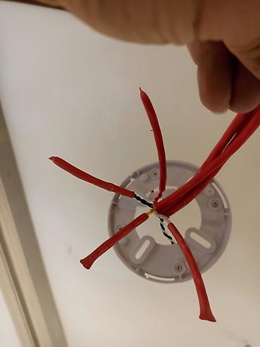 Təhlükəsizlik sistemləri: Təhlükəsizlik sistemləri | Domofonlar, Müşahidə kameraları, Şlaqbaumlar, Bollardlar | Quraşdırılma, Zəmanət — 10