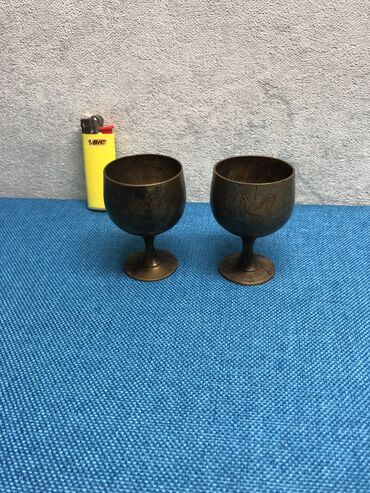 Sikkələr: Antik Latun Nelbeki ve murebbe qabi qiymet 1 eded ucun . 3 eded var — 17