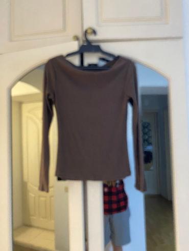 Другая женская одежда: Разгрузка гардероба 
Все вещи по 200-400 сом — 15