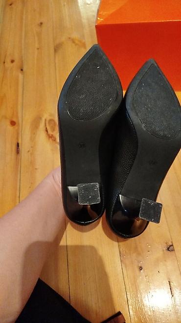 dc shoes: Bineden alinib ikisidi don80manata rengi bardovu ayaqqabi60manata — 2