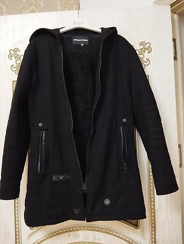 Kurtkalar: Kişi üçün, razmer 38 (M).
Sumqayit — 3