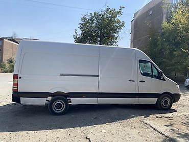бортовой спринтер самосвал: Mercedes-Benz Sprinter, белый фургон высокой и удлинённой версии — 3