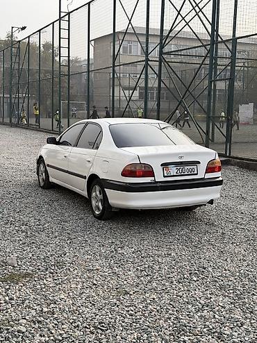 mitsubishi space star: Toyota Avensis: 1998 г., 2 л, Механика, Газ, Седан — 4