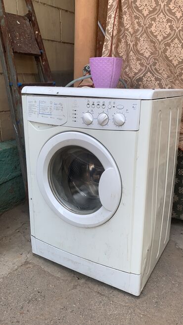 купить бу машинку стиральную: Стиральная машина Indesit, Б/у, Автоматические, До 5 кг, Компактная