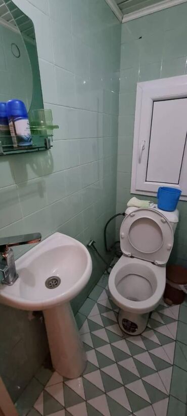 Köhnə tikili: Bakı, 2 otaqlı, Köhnə tikili, m. Qara Qarayev, 58 kv. m — 11