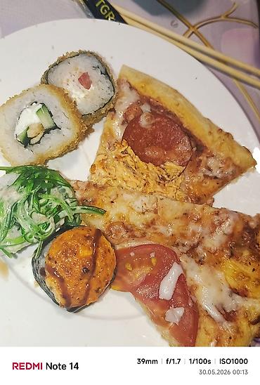 мыльные букеты: Ассорти готовых блюд и десертов - Шоколадный крем/мусс в прозрачной — 3