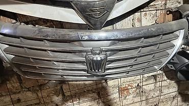 crow: Решётка радиатора для автомобиля Toyota Crown (серебристая/хром). - — 1