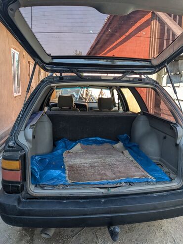 Volkswagen: Volkswagen Passat Variant: 1992 г., 2 л, Механика, Газ, Универсал — 6